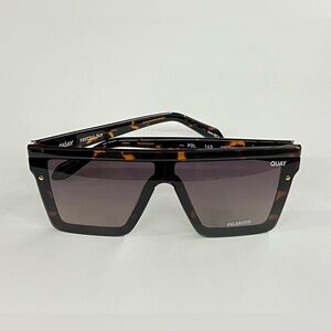 - Quay  Australia NIGHTFALL Hindsight  -TRT / SMKTPPOL   sunglasses